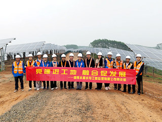 党员服务到一线 清廉文化进工地